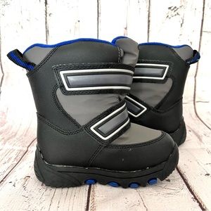 COPY - TARGET Kid’s Winter/Snow Boots, Fleeced Lined, Size 8